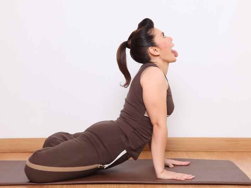 25 Best Yoga Poses For Weight Loss That Will Actually Work